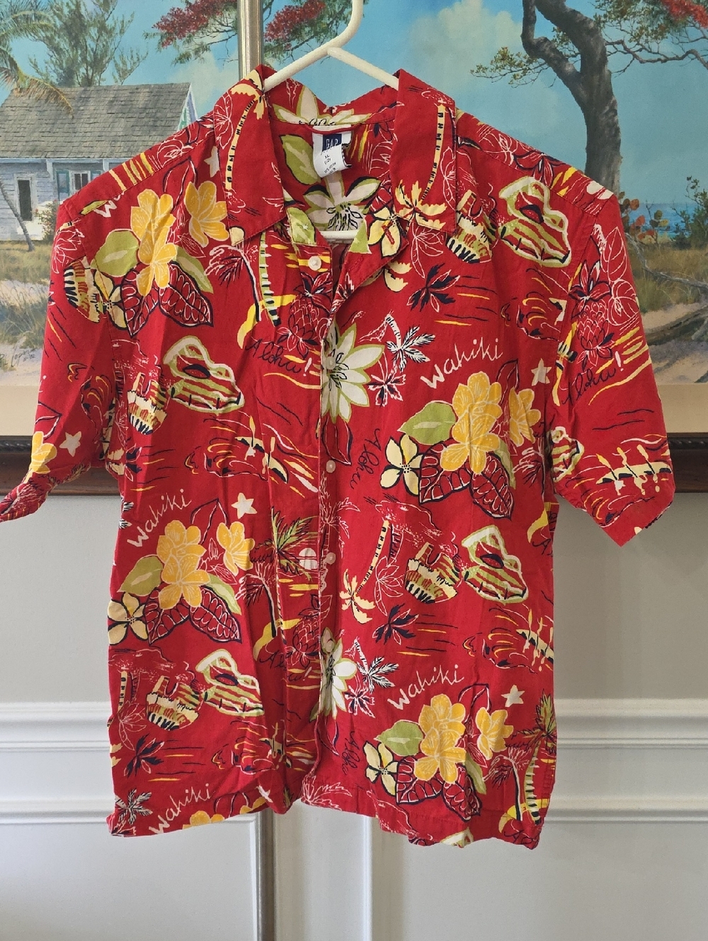 GAP Red Hawaiian Floral Short-Sleeve Button-Up Shirt